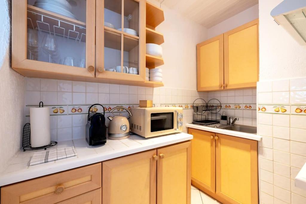 Residence Marie-Therese Le Grau-du-Roi Εξωτερικό φωτογραφία